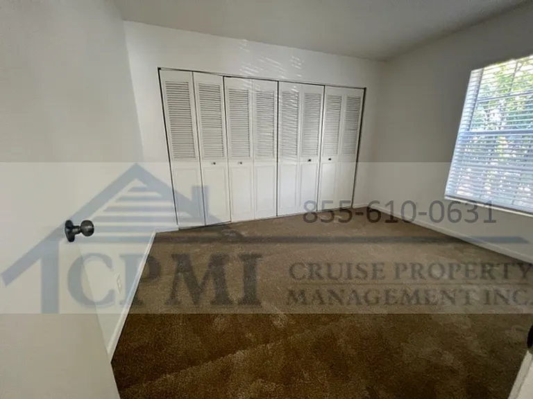 Colonial Village - 7550 Stirling Rd — Photo 55