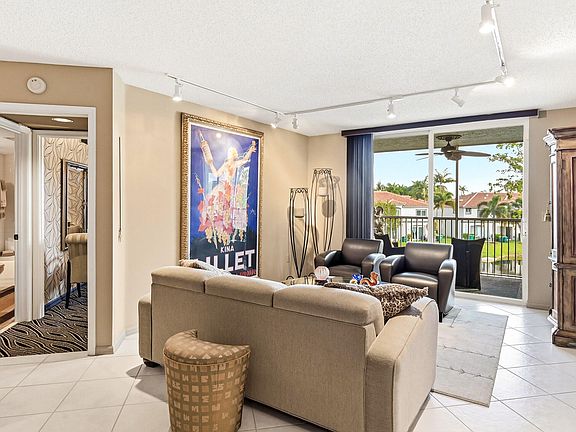 5th image of 7763 Southampton Terrace #309