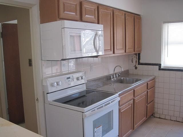 2nd image of 7803 Trenton Ave