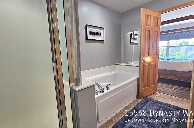 15568 Dynasty Way — Photo 11