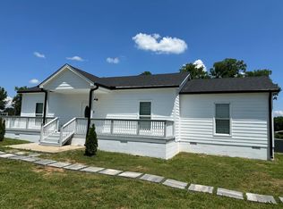 562 Walnut Grove Rd, Christiana, TN 37037