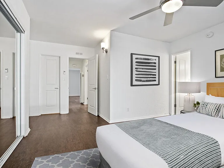 1624 Camden Ave — Photo 20