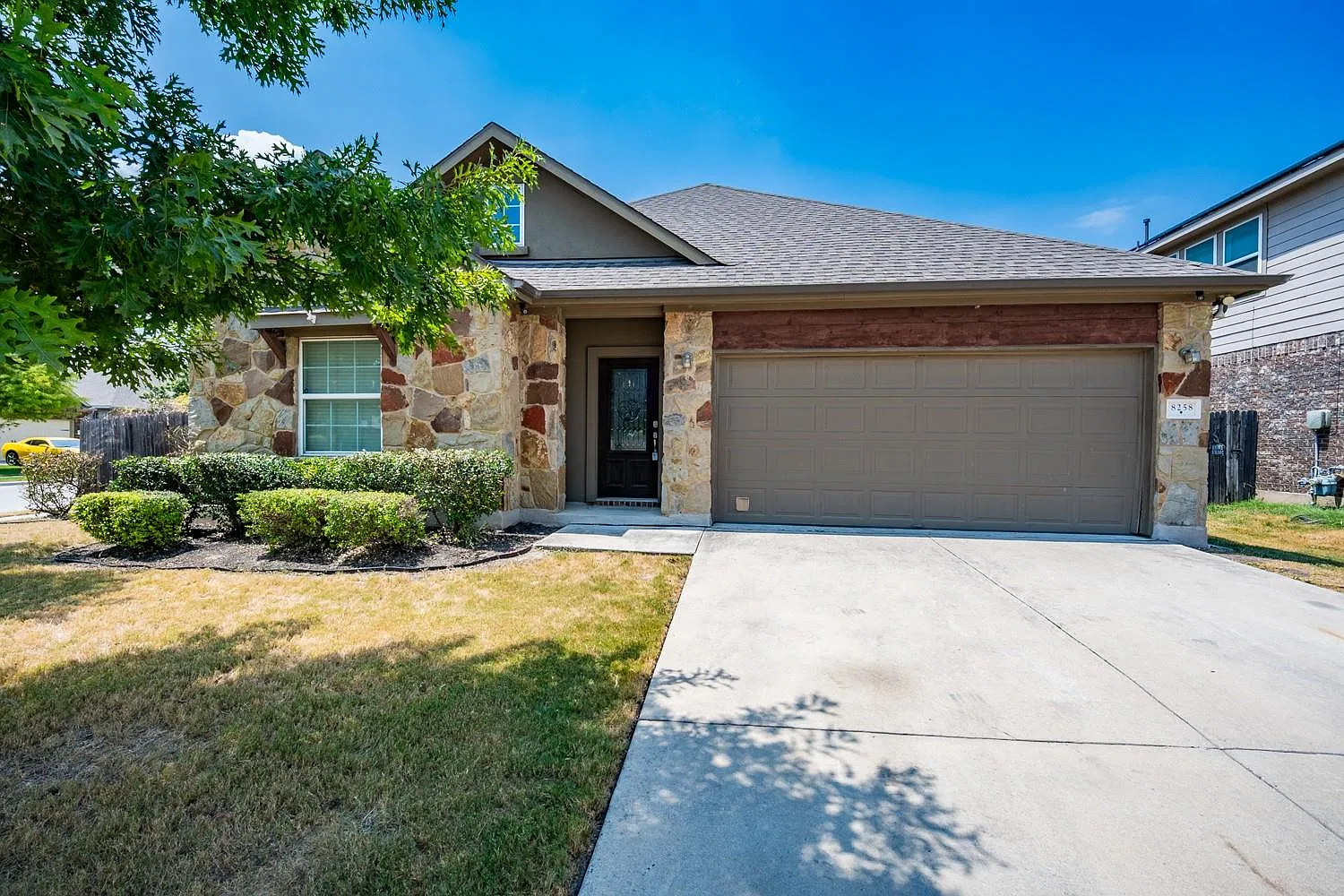 4 bed, 2.0 bath, 2268 sqft, $2,245 — Photo 1
