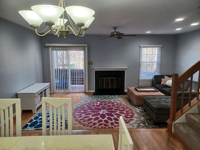 8028 Green Valley Ln — Photo 8