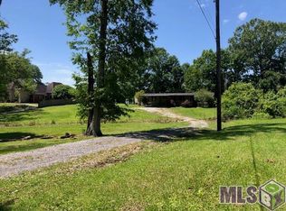 17051 Swamp Rd E, Prairieville, LA 70769