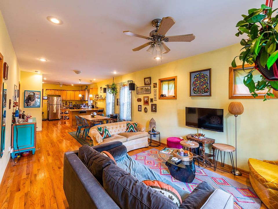 1st image of 1944 N Albany Ave #1