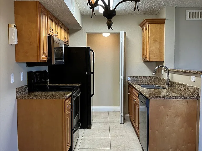 12540 Equestrian Cir #509 — Photo 8