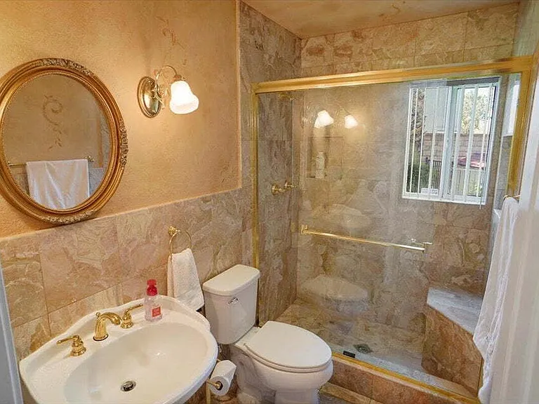 41904 Tucson Ct — Photo 11
