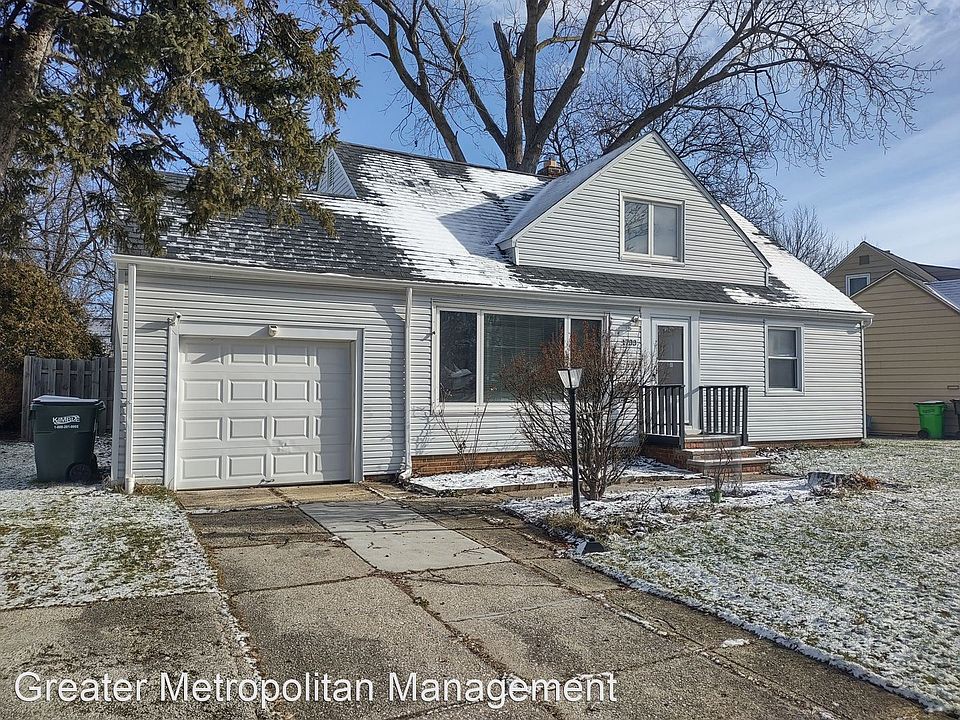 1st image of 1733 Hawthorne Dr
