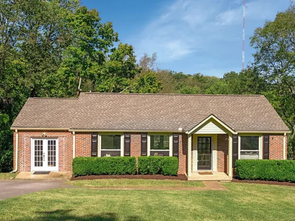 5708 Vine Ridge Dr, Nashville, TN 37205