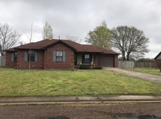 74 Brookside Ave, Mason, TN 38049