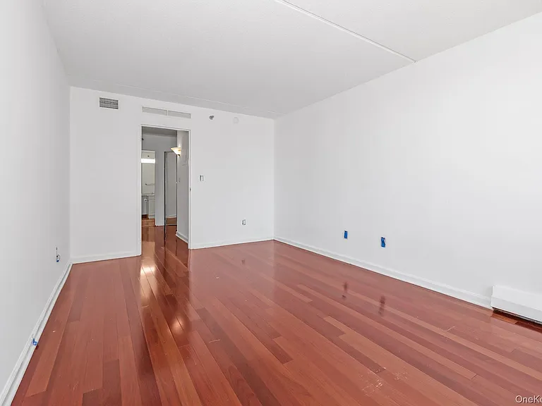 4 Martine Ave #1120 — Photo 7