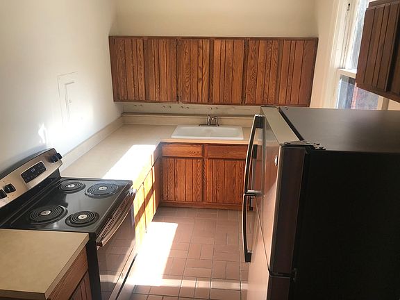 2nd image of 116-136 N Oak Park Ave #218