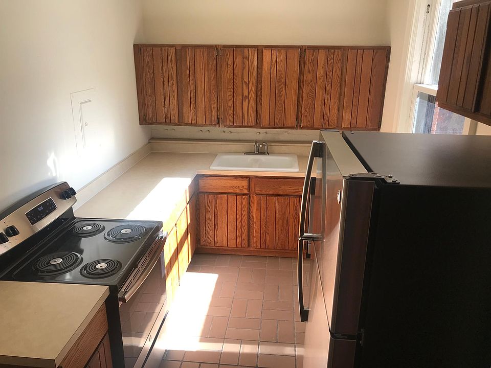 1st image of 120 N Oak Park Ave APT 218