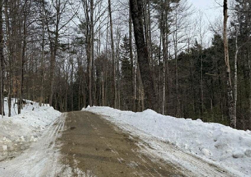 2nd image of 179 Stratton Hill Rd