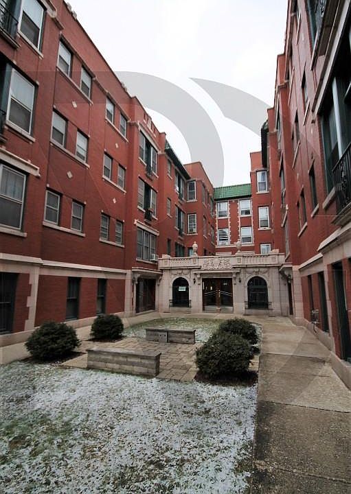 2nd image of 430 W Surf St #432205
