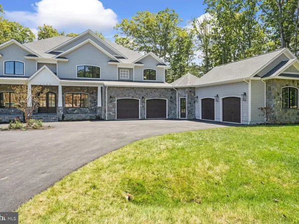 11418 Henderson Rd, Clifton, VA 20124