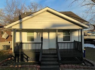 2708 Old Hanley Rd, Saint Louis, MO 63114