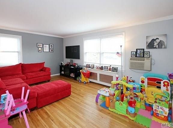 5th image of 7148 252nd St