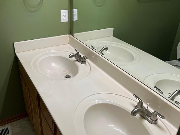 4th image of 14404 Canyon Dr