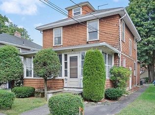 22 Laurel Ave, Waltham, MA 02453