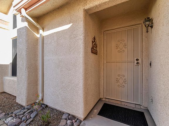 5th image of 30 E Horizon Cir