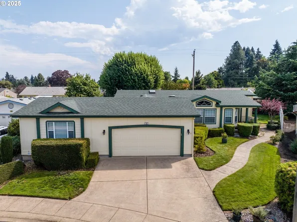 4055 Royal Ave Space 125, Eugene, OR 97402