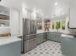3575 Springhill Rd, Lafayette, CA 94549