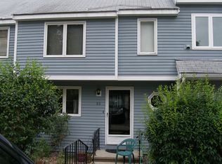 82 Merrimack Dr, Merrimack, NH 03054