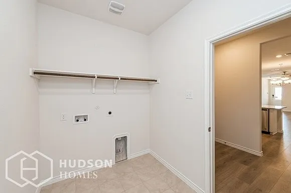 2309 Astapor Dr — Photo 9