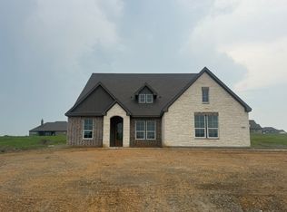 707 Water Side Dr, Van Alstyne, TX 75495