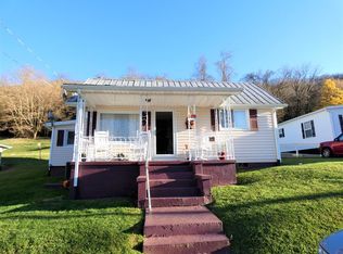204 Buckeye St, Saltville, VA 24370