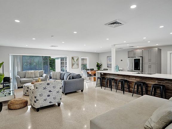 5th image of 260 Allenwood Drive