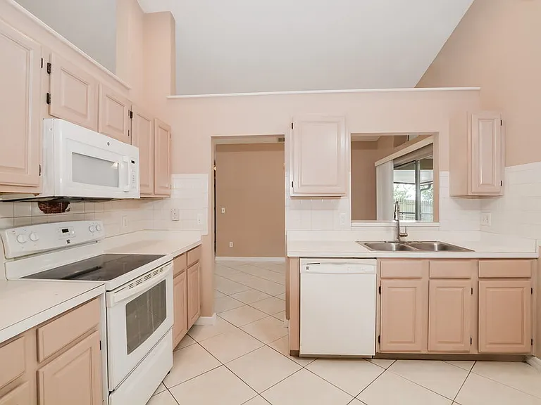 1254 Countrywind Dr — Photo 6