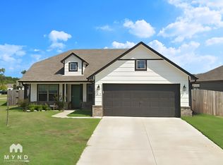 6615 S 18th Pl, Broken Arrow, OK 74011