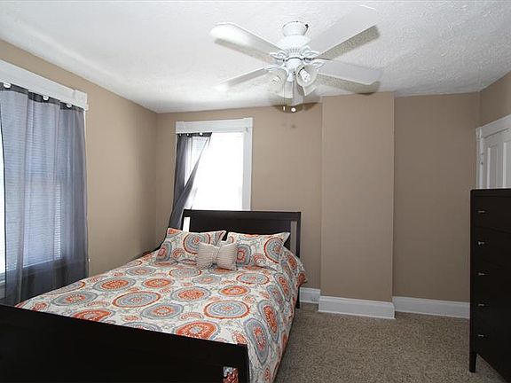 5th image of 3754 Mount Vernon Ave