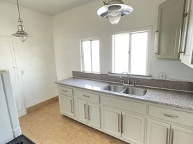 Arlington Modern Retro Studio