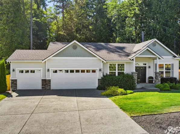27673 McIntosh Loop NE, Kingston, WA 98346