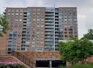 615 Hudson Park #615, Edgewater, NJ 07020
