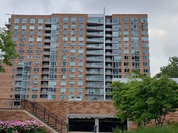 615 Hudson Park #615, Edgewater, NJ 07020