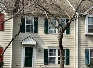 10108 Robin Lee Ln, Glen Allen, VA 23060