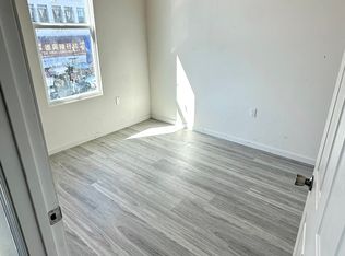 718 Webster St #111, Oakland, CA 94607