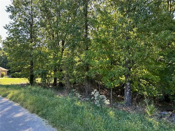 Boxford Dr #15, Bella Vista, AR 72715