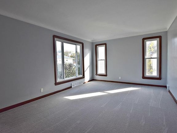 4th image of 6280 Westminster Dr