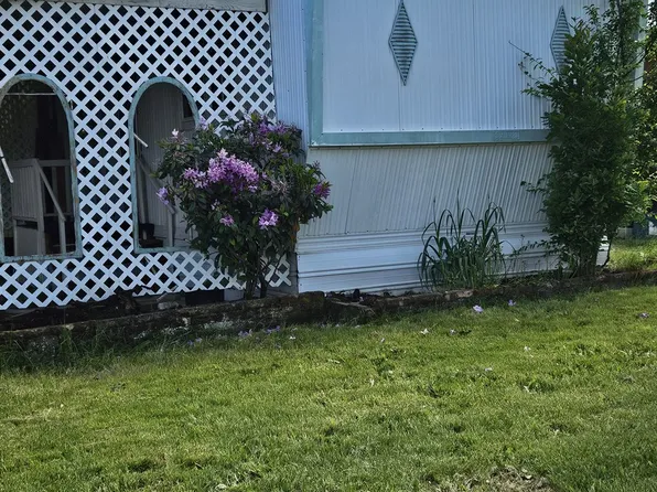 1512 NW 5th St, McMinnville, OR 97128