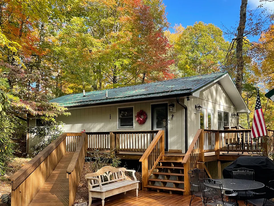 214 Spruce Pine Rd