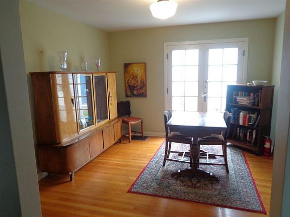 3rd image of 1337 Belmont Ave