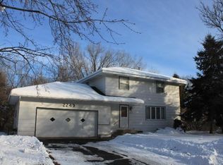 2249 Knoll Dr, Mounds View, MN 55112