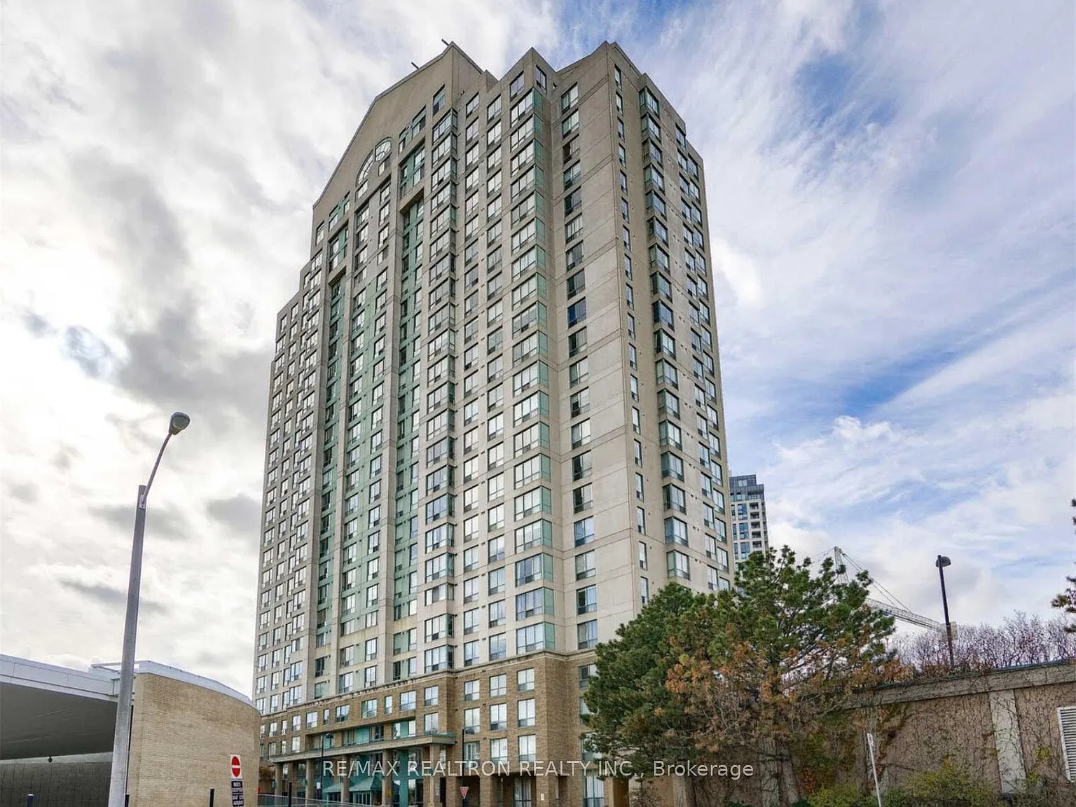 1 bed, $2,100 — Photo 1