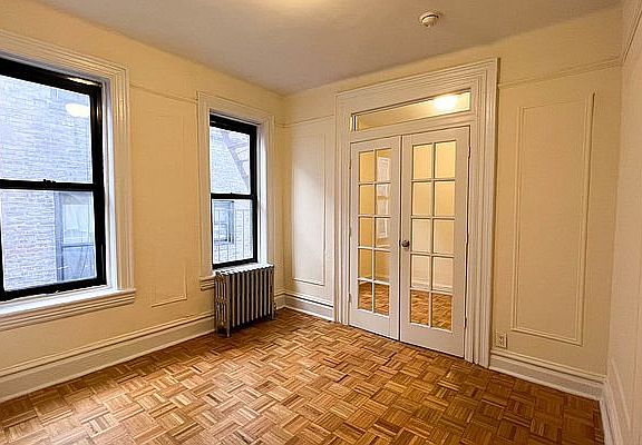 3rd image of 237 E 78th St #4
